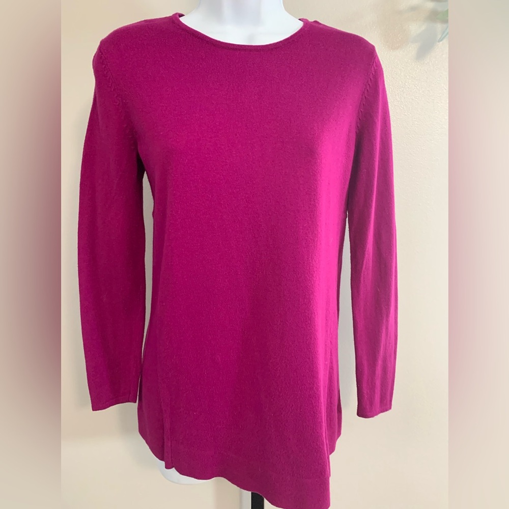 J. Jill Fuchsia Light Weight Sweater